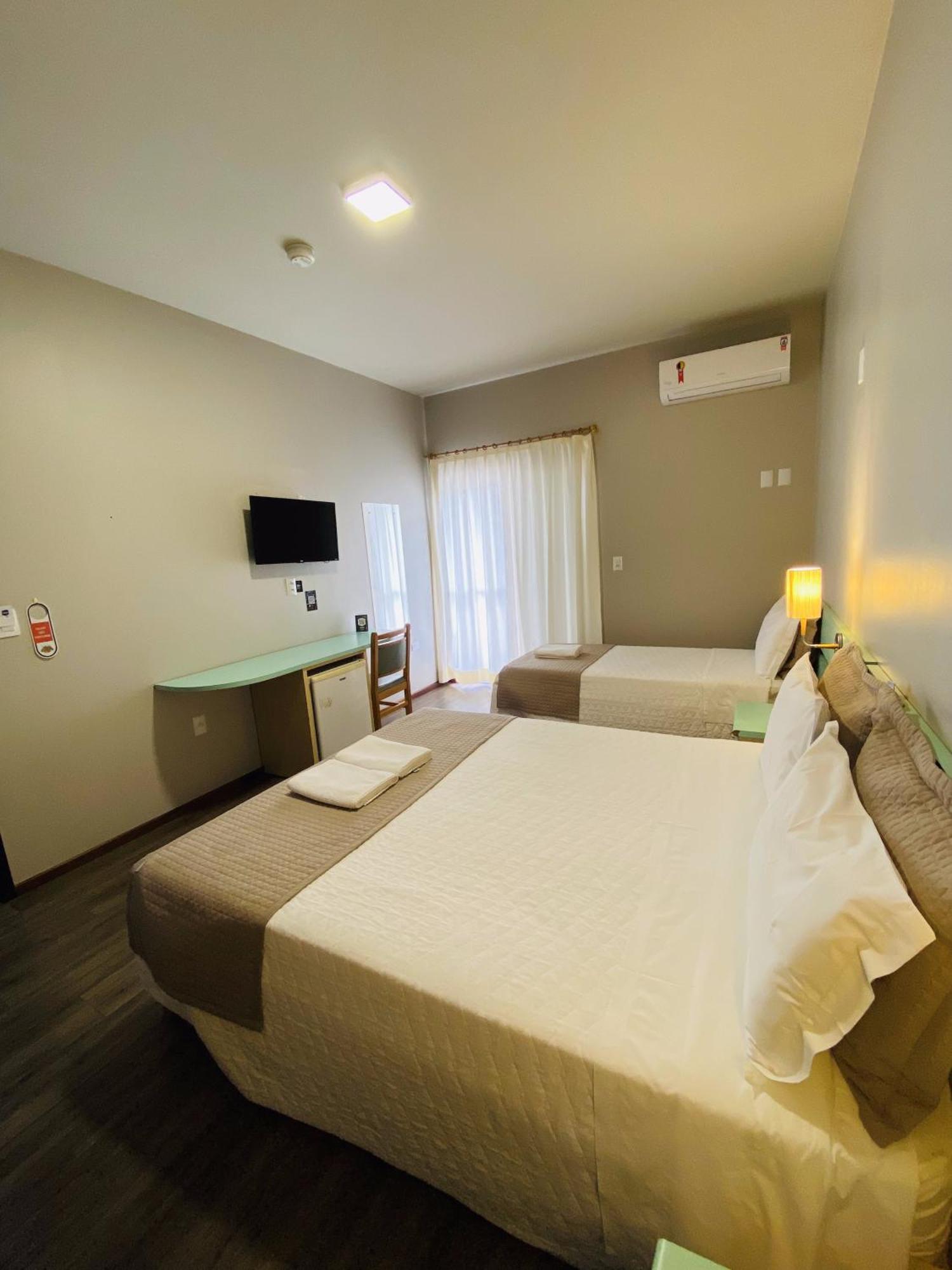 Real Nob Hotel ออเลออนส์ ภายนอก รูปภาพ
