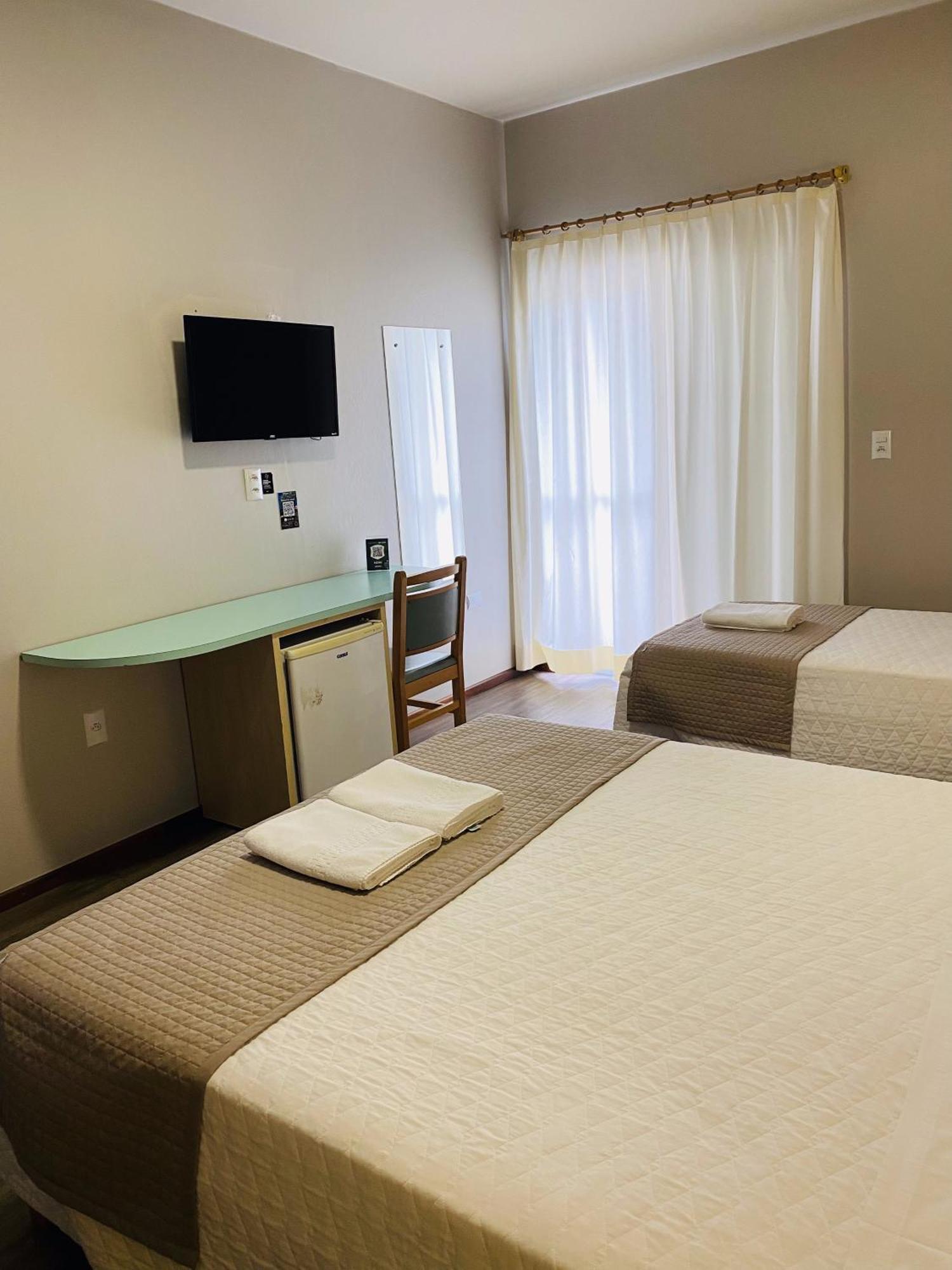 Real Nob Hotel ออเลออนส์ ภายนอก รูปภาพ
